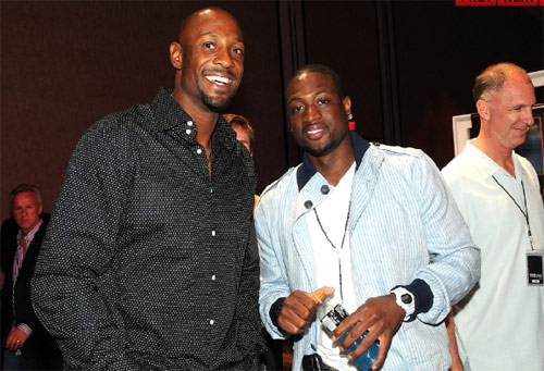 竞技眷侣携手开黑《孤岛先锋》亲密度系统浪漫上线