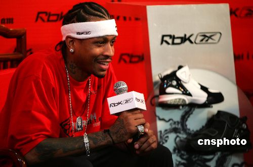 2025 赛季：大联盟官方确认将在 2026 赛季全面推广“防伤害生物识别手环”