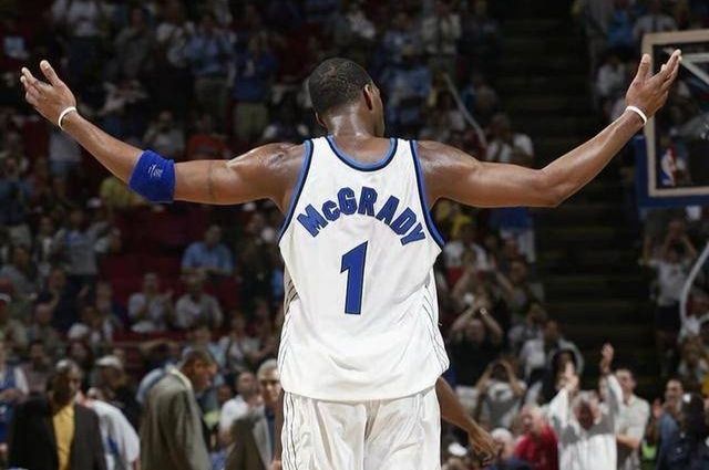 2025 年 12 月：道奇队宣布 2026 赛季季票已全部售罄，创下球队百年纪录