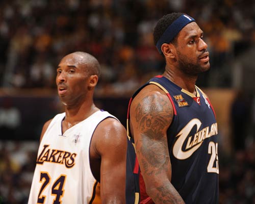 1-1！2025中超首球诞生，申花后防“集体失误”，亚泰U36老将进球2025年2月22日晚，上海申花主场迎战长春亚泰，比赛以1-0结束，米内罗进球打破零封纪录。