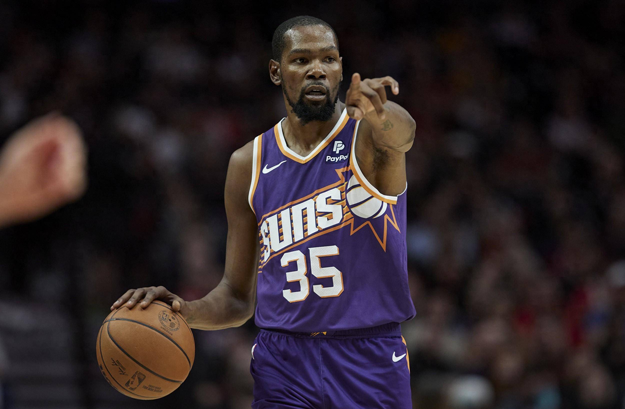 阿里纳斯对湖人布朗尼·詹姆斯获NBA职位的搞笑看法