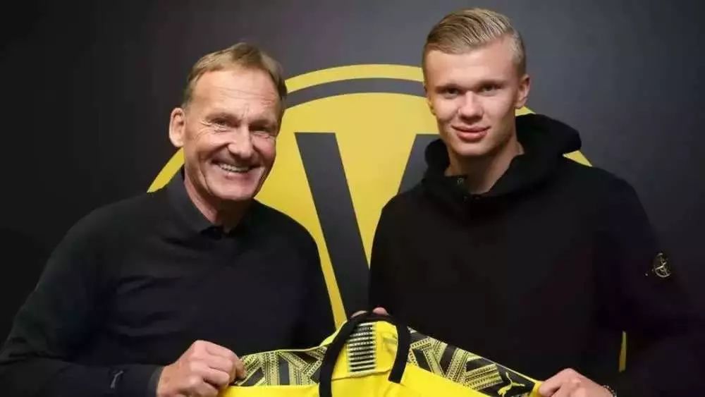 湖人赢球！詹姆斯关键时刻攻防一体！连得10分、绝杀抢断！