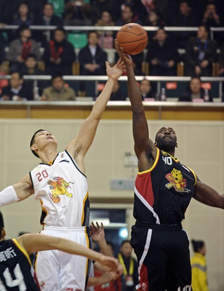 《洛奇英雄传》全新时空扭曲预告 BOSS塔罗斯12.16霸气归来