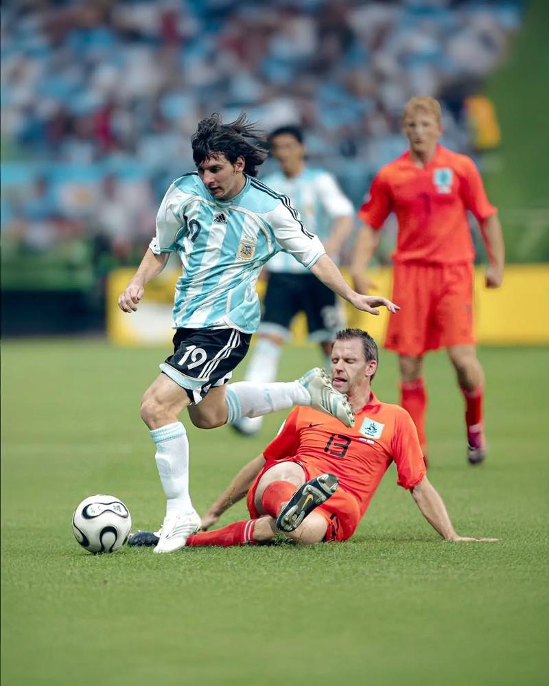 曼城险胜富勒姆 哈兰德创造纪录福登火力全开助蓝月亮锁定三分